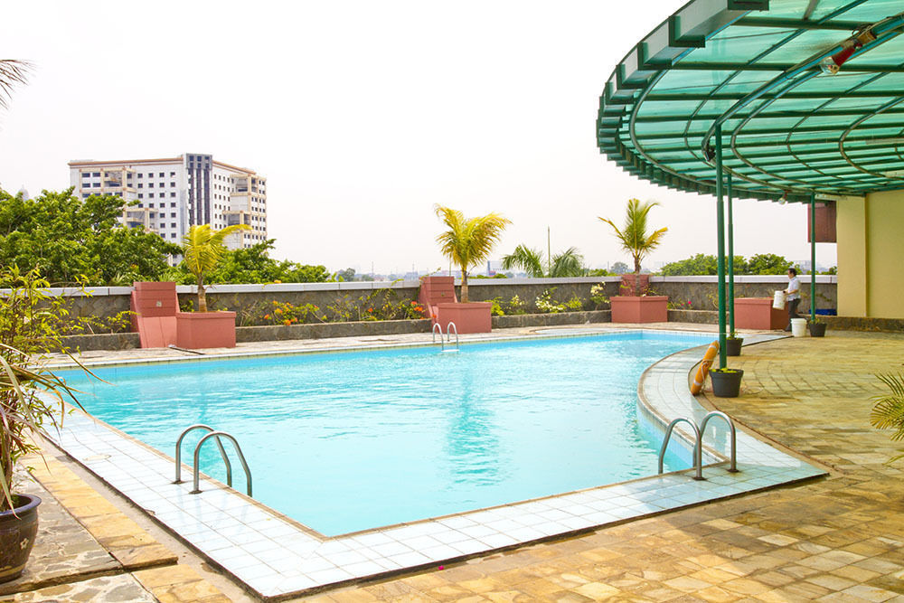Nam Center Hotel Kemayoran Джакарта Екстериор снимка