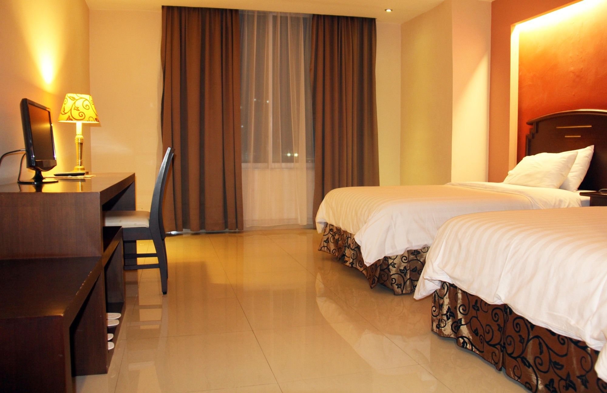 Nam Center Hotel Kemayoran Джакарта Екстериор снимка
